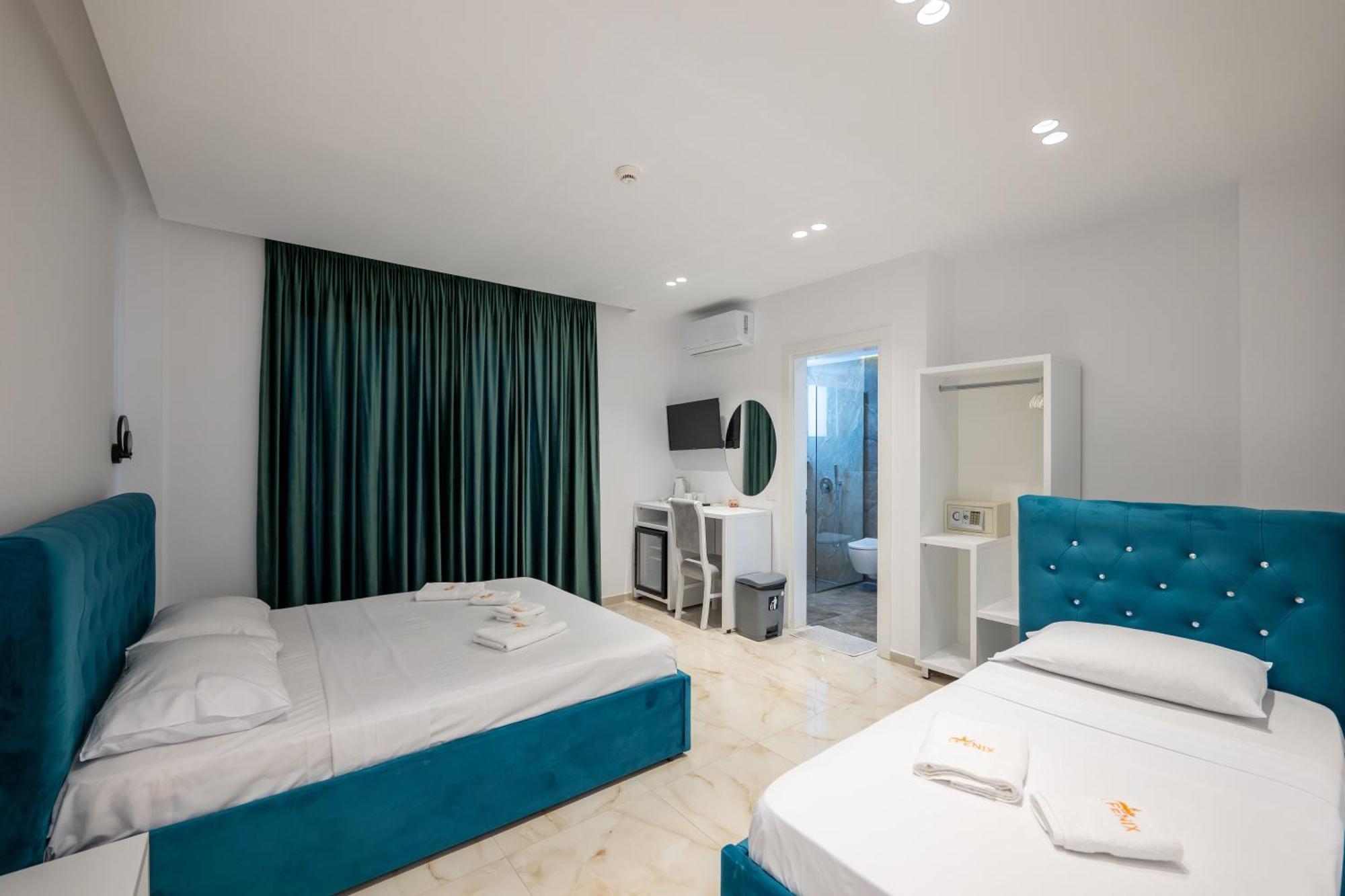 Feniks Hotel Ksamil Esterno foto