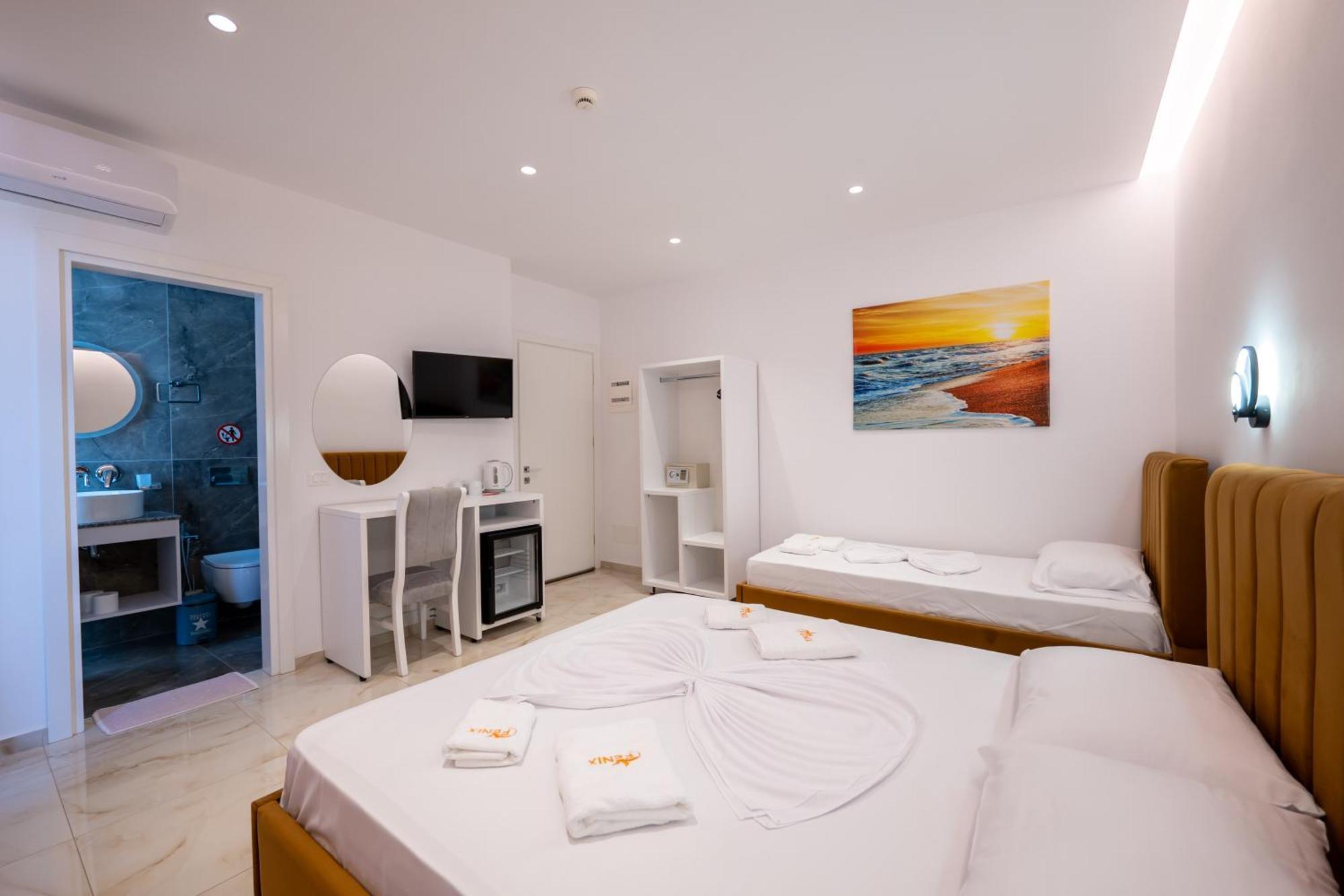 Feniks Hotel Ksamil Esterno foto
