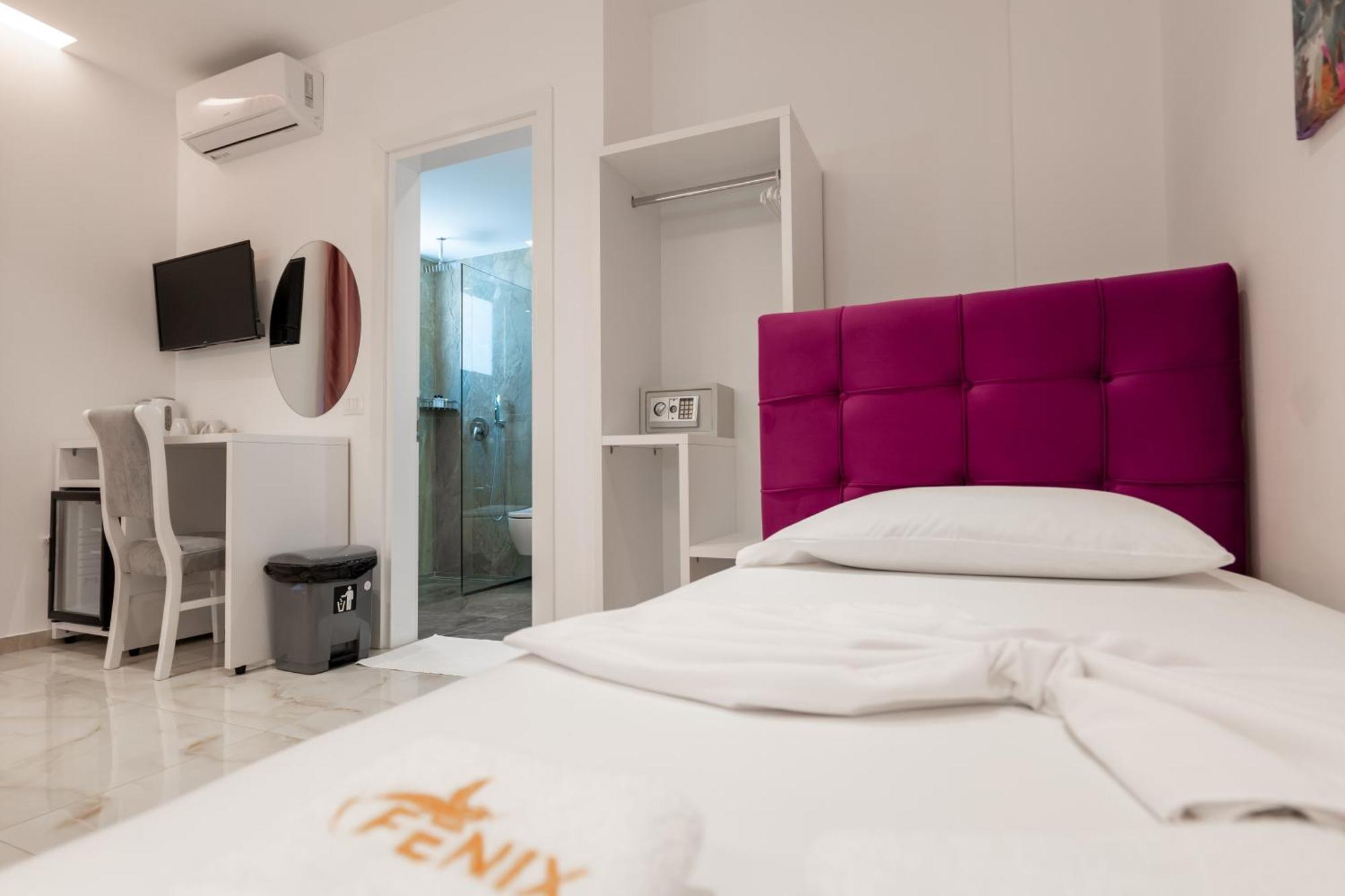 Feniks Hotel Ksamil Esterno foto