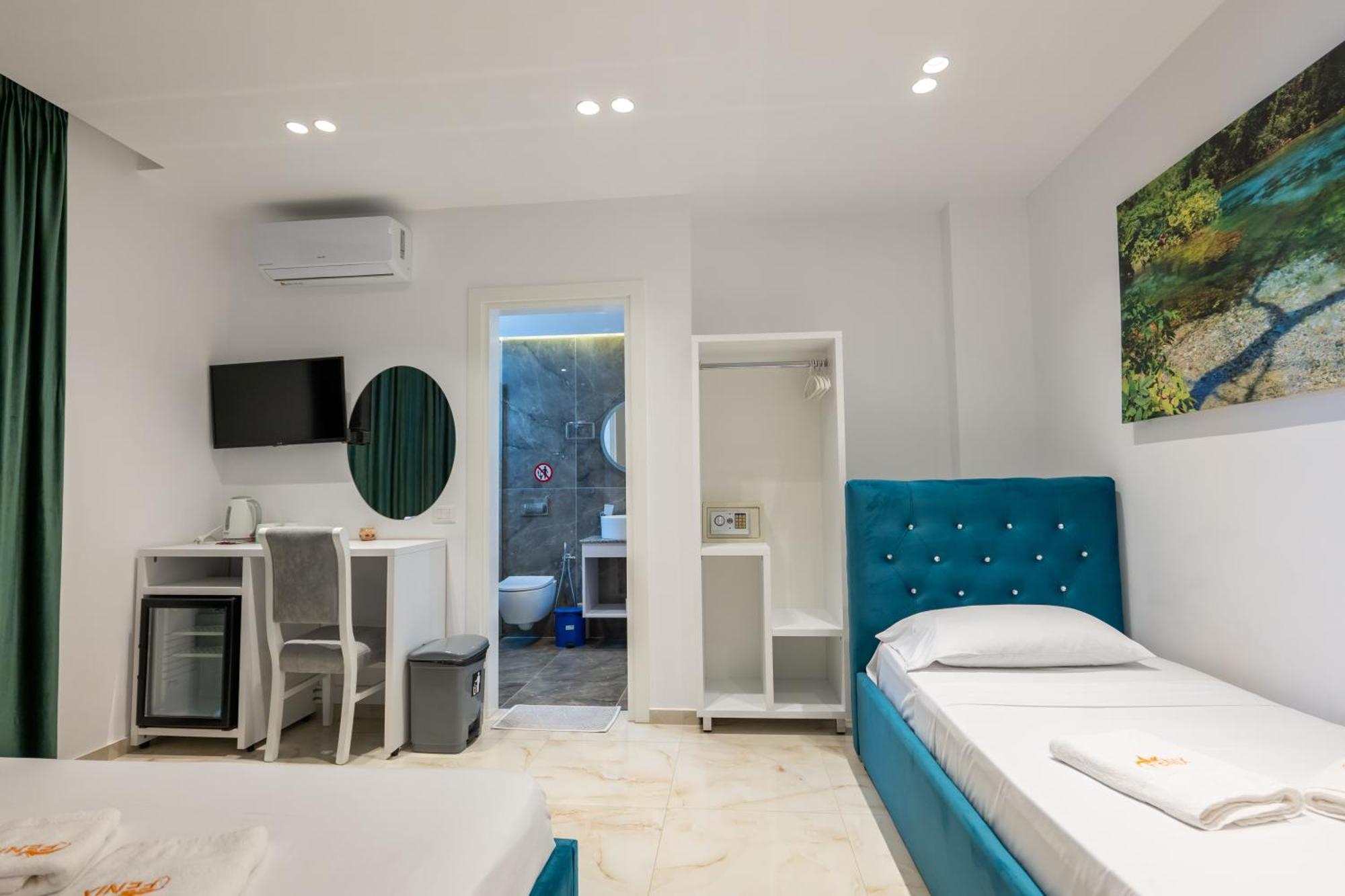 Feniks Hotel Ksamil Esterno foto